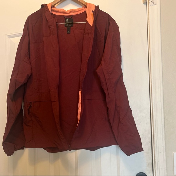 All in Motion Burgundy Windbreaker - Picture 3 of 10